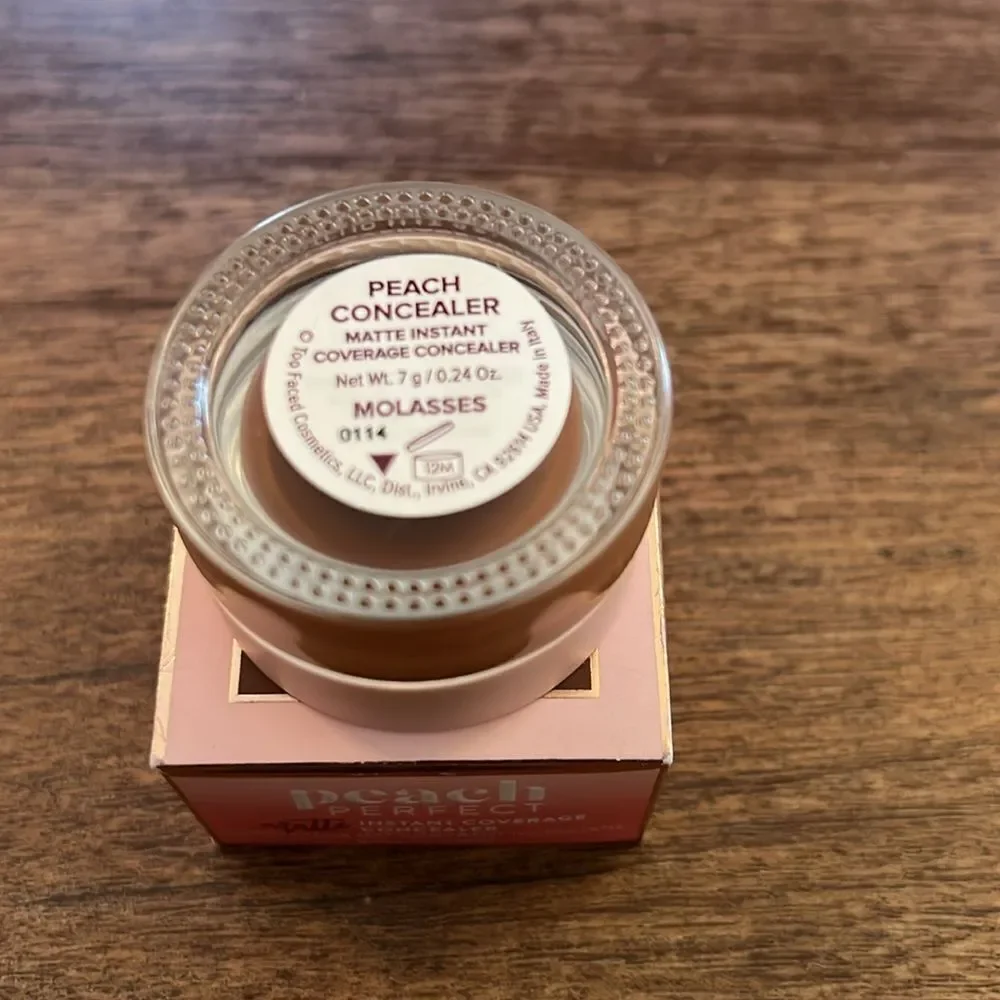 Too Faced Peach Concealer
